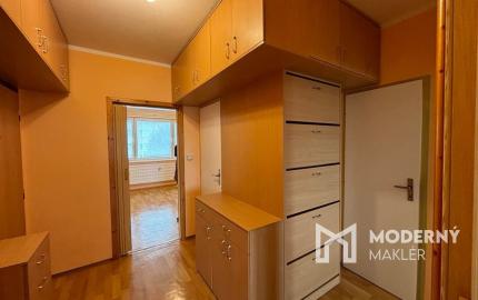 Rezervované...Exkluzívne na predaj pekný 2i byt- Bánovce n/B - ul. Lúčna , Dubnička