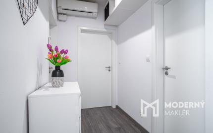 Na predaj moderný 3-izbový byt vo výbornej lokalite Serede