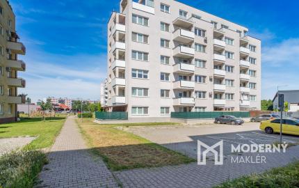 Na predaj moderný 3-izbový byt vo výbornej lokalite Serede