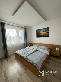 Na prenájom kompletne zariadený 2-izbový byt v obci Soblahov