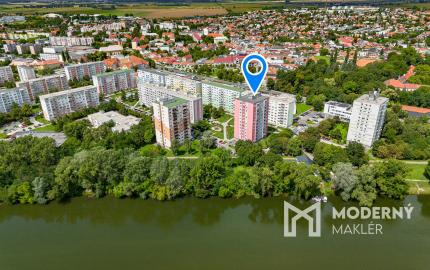 Na predaj garsónka v Seredi