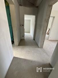 PREDAJ -Exkluzívna ponuka  3i RD - kompletná rekonštrukcia, terasa, pozemok 450m2 - Bánovcen/B / Biskupice