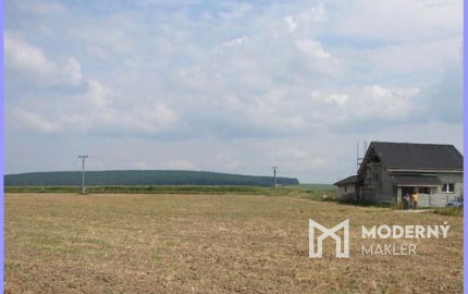 Exkluzívne na predaj stavebný pozemok3331m2- Dolné Naštice