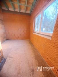 Lukratívna ponuka novostavba v Uhrovci , poz. 527m2