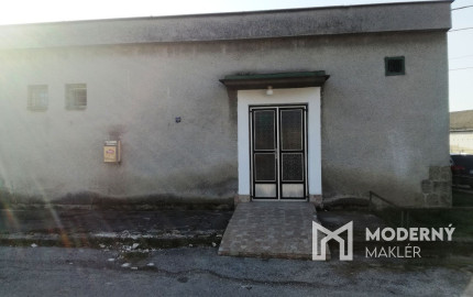 Na prenájom /výrobno-skladovacie priestory/ Prusy