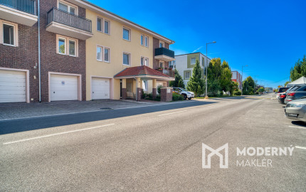 Na predaj čiastočne vybavený 3-izbový byt v Dunajskej Strede