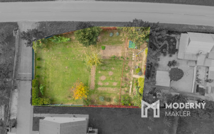 Na predaj stavebný pozemok - Pravotice 760m2