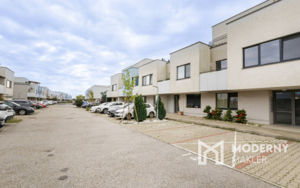 REZERVOVANÉ: Na prenájom 2-izbový byt s loggiou a parkovaním - Hviezdoslavov