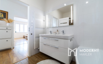 REZERVOVANÉ: Na predaj vkusne zariadený 3-izbový byt na Ružovej ulici v Trenčíne