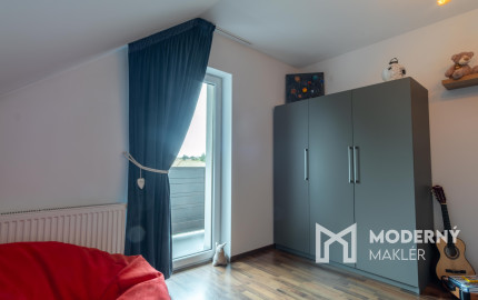 Na predaj priestranný rodinný dom v pokojnej lokalite Hôrka