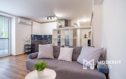 Na predaj kompletne zariadený 2-izbový byt v blízkosti OC Vivo