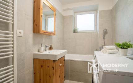 Na predaj kompletne zariadený 2-izbový byt v blízkosti OC Vivo