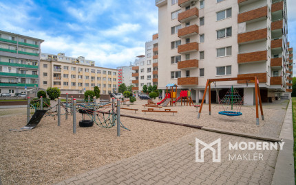 Na predaj kompletne zariadený 2-izbový byt v blízkosti OC Vivo