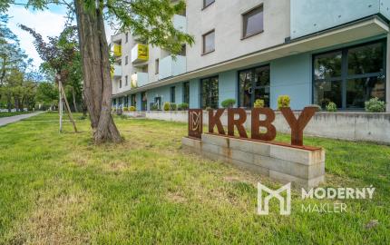 Na predaj kompletne zariadený 2-izbový byt v blízkosti OC Vivo