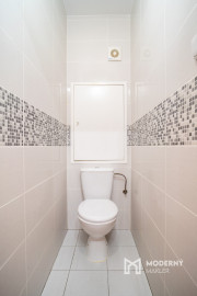 Na predaj priestranný 2-izbový byt vo vyhľadávanej časti v Trnave