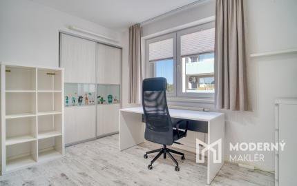 Na prenájom 3-izbový byt v Dunajskej Lužnej