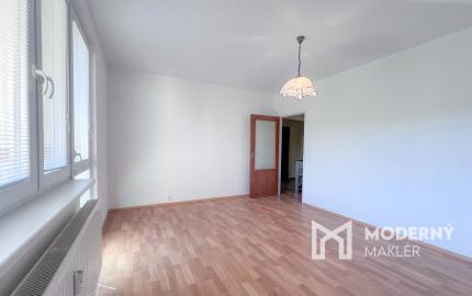 Na predaj 2-izbový byt s balkónom v Trenčíne - Juh I