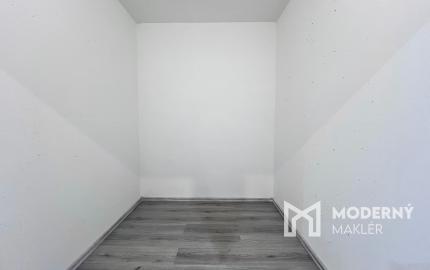 Na predaj priestranný 4-izbový byt v Trenčíne