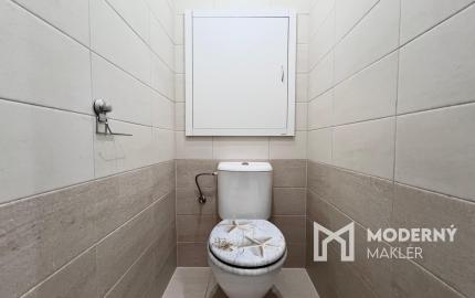 Na predaj priestranný 4-izbový byt v Trenčíne