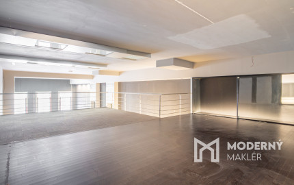 Na prenájom obchodný priestor na Zámockej v Bratislave