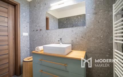 Na predaj 3- izbový byt vo Veľkom Lapáši