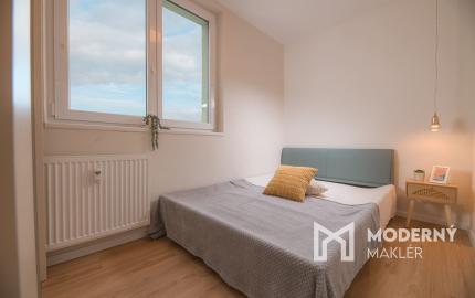 Na prenájom moderne zariadený 2-izbový byt s balkónom v Trenčíne