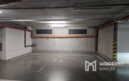 Na predaj garážové parkovacie státie v centre Malaciek