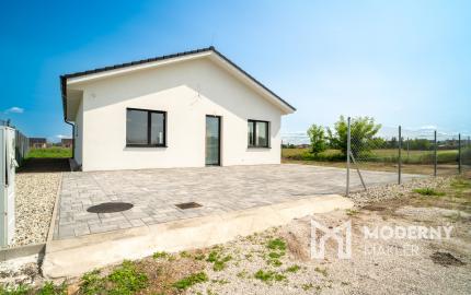 Na predaj skolaudovaný 4-izbový rodinný dom v obci Zohor