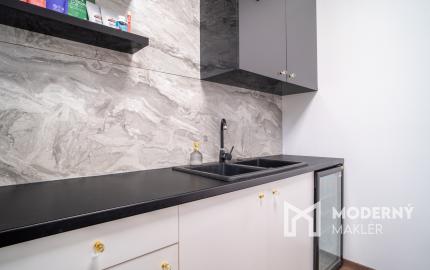 Na predaj plne fungujúce a zariadené štúdio priamo v centre Trnavy