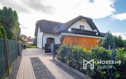 Na predaj priestranný rodinný dom v pokojnej lokalite Hôrka