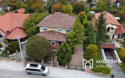 Na predaj rodinná vila v maďarskej obci Gyenesdiás