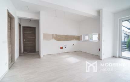 Na predaj moderná novostavba v lokalite Vonyarcvashegy