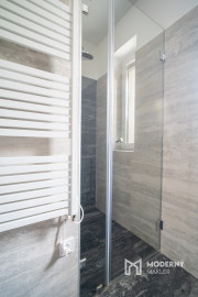 Na predaj moderná novostavba v lokalite Vonyarcvashegy