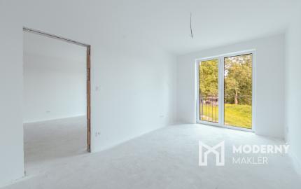 Na predaj skolaudovaný výnimočný 3-izbový byt v rodinnom dome vo Veľkom Orvišti