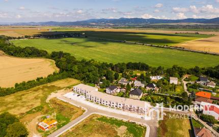 Na predaj skolaudovaný výnimočný 3-izbový byt v rodinnom dome vo Veľkom Orvišti