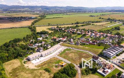 Na predaj skolaudovaný výnimočný 3-izbový byt v rodinnom dome vo Veľkom Orvišti