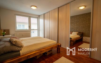 Na predaj 3-izbový byt v obci Trenčianske Stankovce