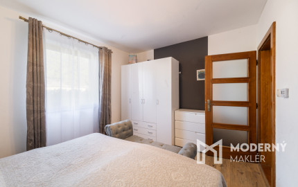 REZERVOVANÉ - Na predaj dom vhodný na podnikanie v Bzinciach pod Javorinou