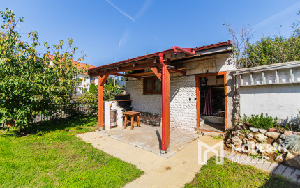 REZERVOVANÉ - Na predaj dom vhodný na podnikanie v Bzinciach pod Javorinou