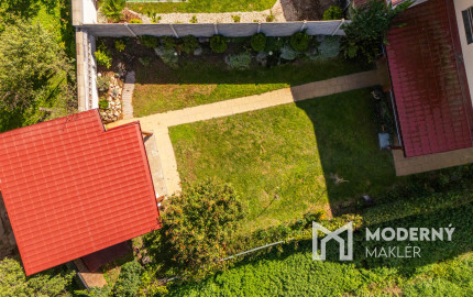 REZERVOVANÉ - Na predaj dom vhodný na podnikanie v Bzinciach pod Javorinou