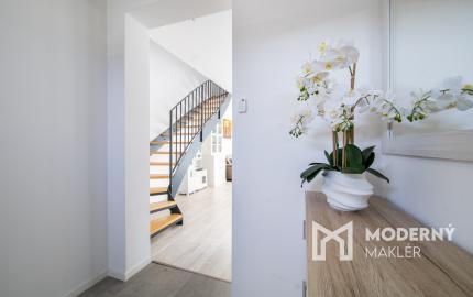 Na predaj 4-izbová bytová jednotka dvojdomu v Miloslavove - Alžbetin dvor