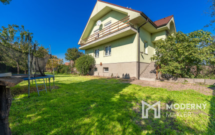 Na predaj rodinný dom s bazénom v Trnávke