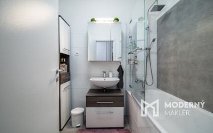 Na predaj priestranný 3-izbový byt na Liptovskej v Trenčíne