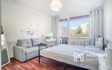 Na predaj útulný 2-izbový byt s dvomi balkónmi v Malackách