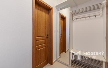 Na prenájom 2-izbový byt v centre Šamorína