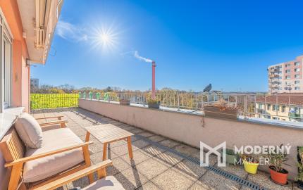 Na prenájom 2-izbový byt v centre Šamorína