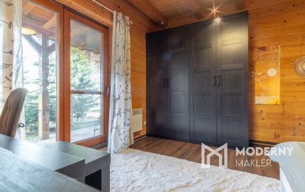 Na predaj dom snov–rodinné sídlo s jazierkom na kúpanie a panoramatickým výhľadom na Vysoké Tatry