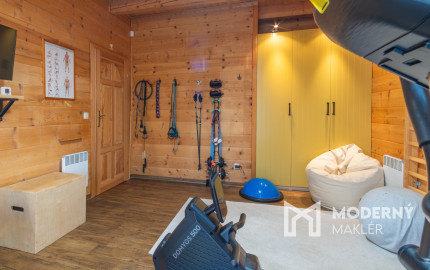 Na predaj dom snov–rodinné sídlo s jazierkom na kúpanie a panoramatickým výhľadom na Vysoké Tatry