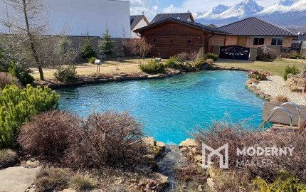 Na predaj dom snov–rodinné sídlo s jazierkom na kúpanie a panoramatickým výhľadom na Vysoké Tatry