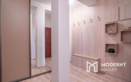 Na prenájom slnečný 3-izbový byt v Malackách